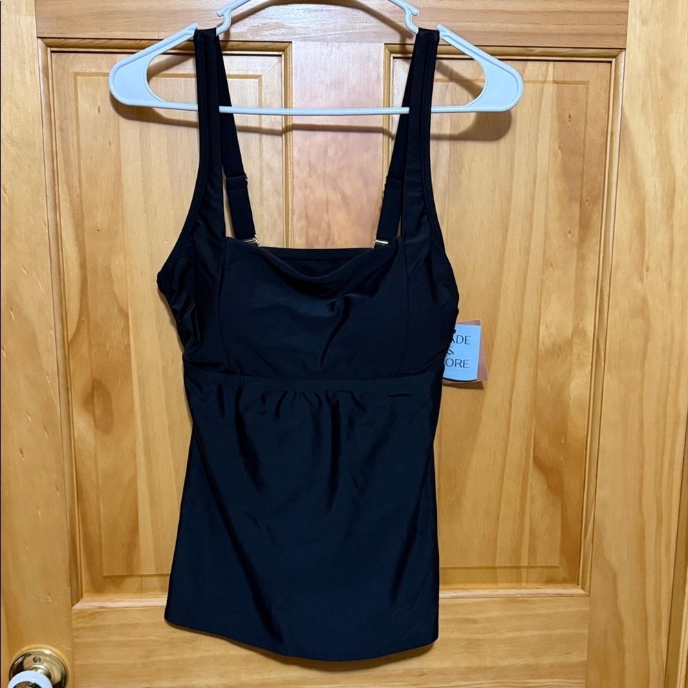 Shade & Shore Black Tankini Swim Top, NWT, Size Medium.